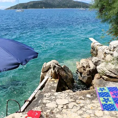아파트 Family Friendly With A Swimming Pool Okrug Donji, Ciovo - 8072 Donji Okrug (Ciovo)