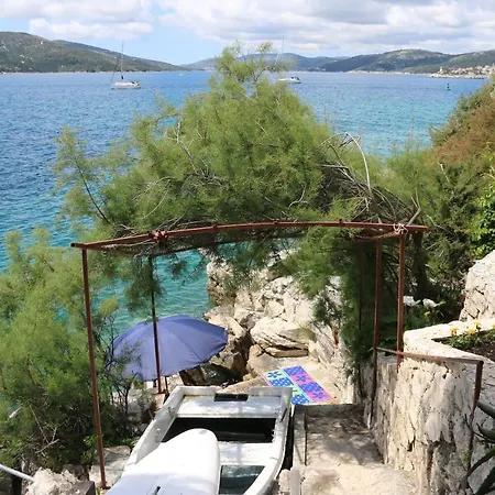 Family Friendly With A Swimming Pool Okrug Donji, Ciovo - 8072